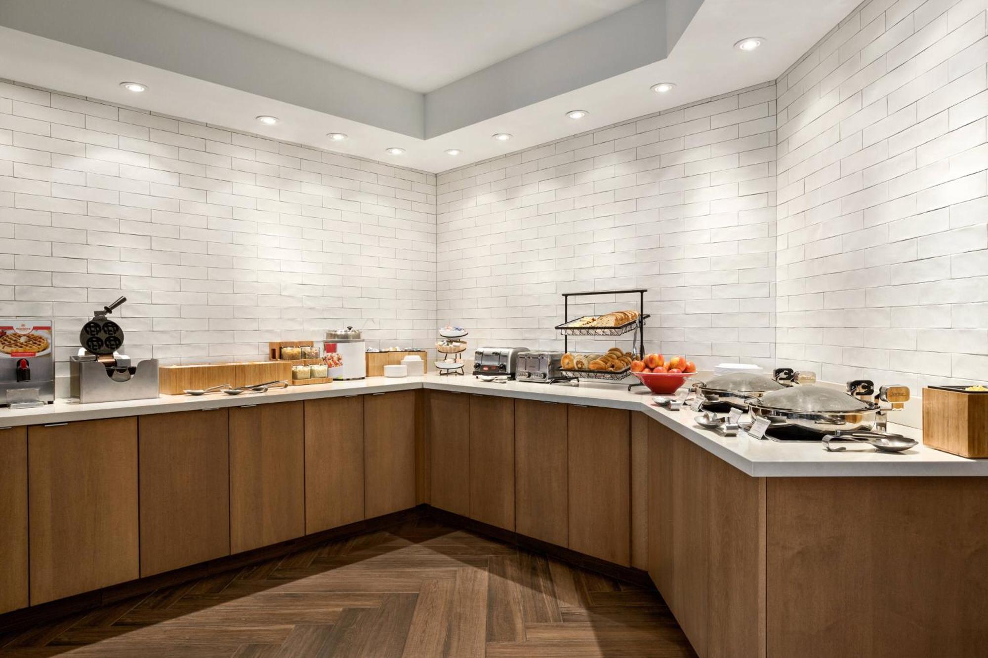 Fairfield Inn Erie Millcreek Mall Экстерьер фото